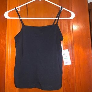 black cropped tank